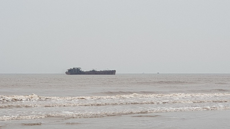 Nam Định: Sập, vỡ nghiêm trọng bờ kè khu sinh thái Rạng Đông -0