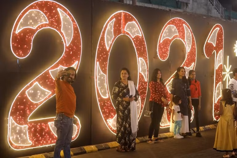 Thế giới đón năm mới 2021 -0