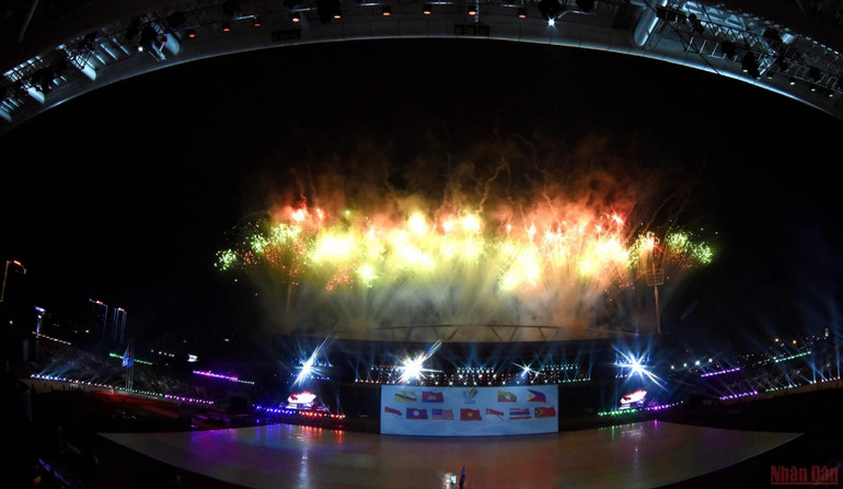 (Ảnh: Trần Hải) Những hình ảnh ấn tượng trong Lễ khai mạc SEA Games 31 -0