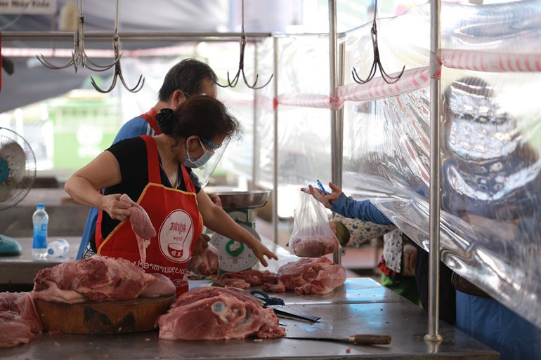 Đà Nẵng mở lại một số chợ truyền thống, phòng dịch nghiêm ngặt -0