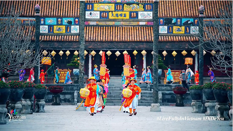 Sắc xuân ấm áp trong clip “Việt Nam: Đi Để Yêu! - Xuân đoàn viên” ảnh 2 Sắc xuân ấm áp trong clip “Việt Nam: Đi Để Yêu! - Xuân đoàn viên” -0