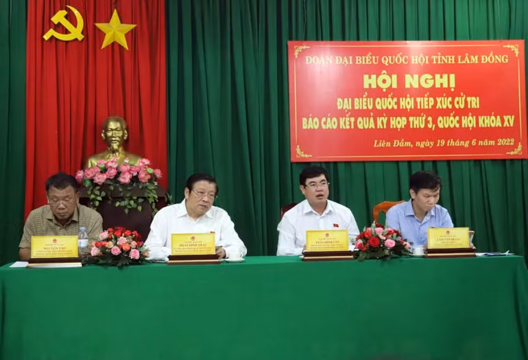 Trưởng Ban Nội chính Trung ương Phan Đình Trạc tiếp xúc cử tri Lâm Đồng -0