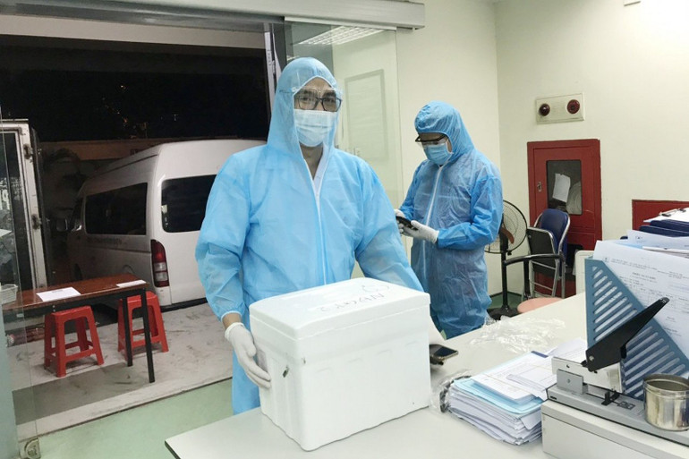 26 chuyến xe vận chuyển chế phẩm máu cấp cứu bệnh nhân Covid-19 -0