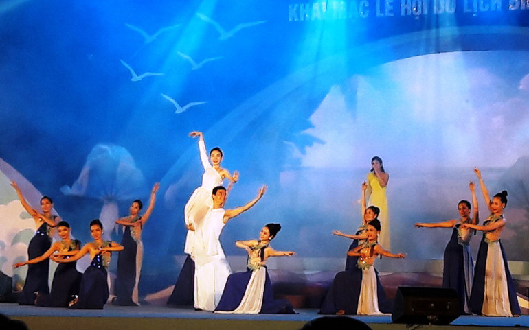 Khai trương du lịch biển Nghi Sơn -0