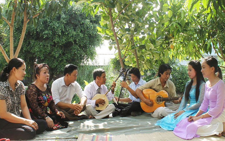 Trăm năm vang tiếng đờn ca -0