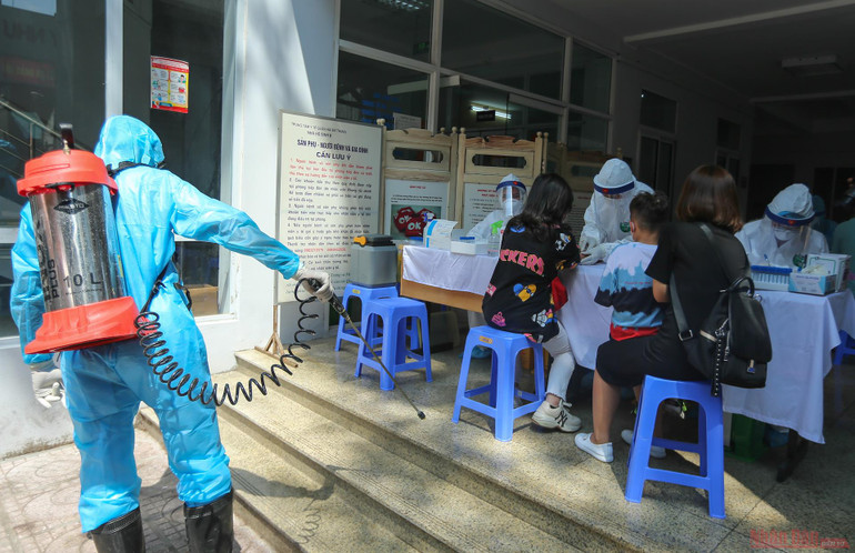 Hà Nội bắt đầu xét nghiệm Covid-19 cho những người trở về từ Đà Nẵng -0