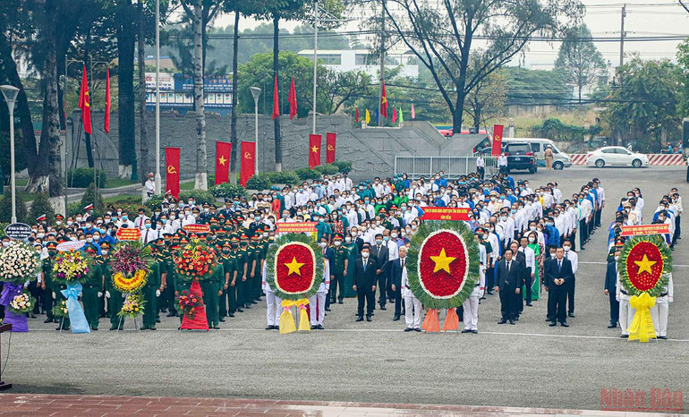 Bình Dương họp mặt kỷ niệm 47 năm Ngày Giải phóng miền nam, thống nhất đất nước -0