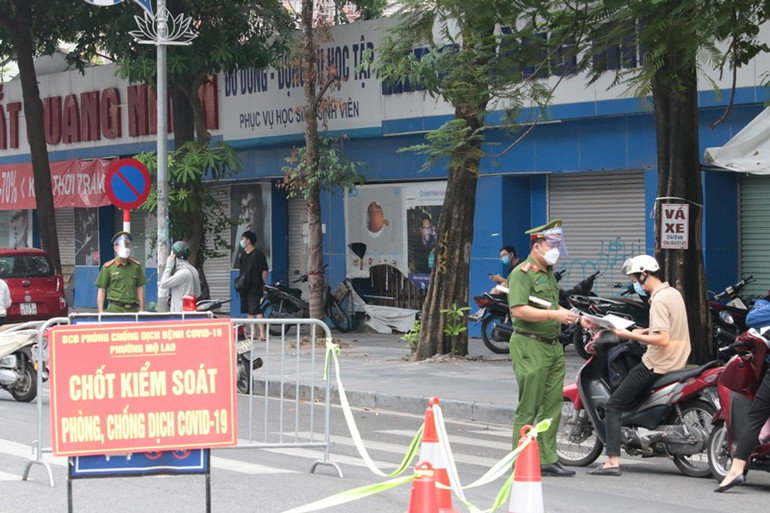 Siết chặt từ “cửa ngõ”, “phòng thủ” trong nội đô -0