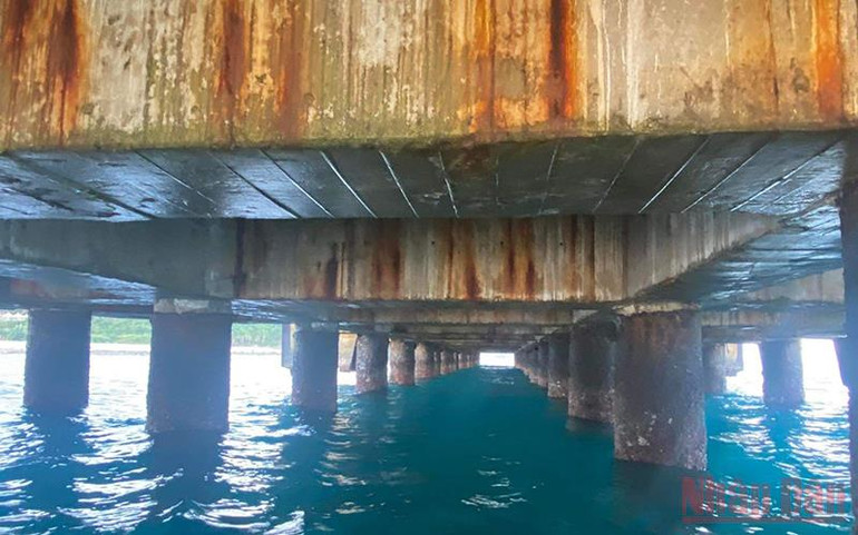 Quảng Ngãi: Nhiều “bất thường” tại cảng Bến Đình huyện đảo Lý Sơn -0