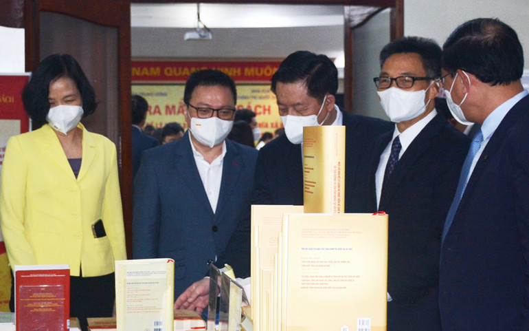 Ra mắt cuốn sách tập hợp dư luận trong nước và quốc tế về bài viết của Tổng Bí thư Nguyễn Phú Trọng -0