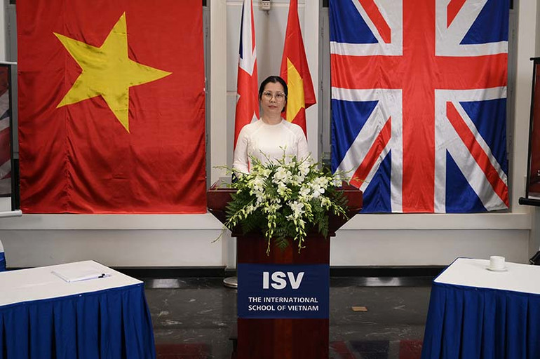 Kí kết thỏa thuận hợp tác giữa Trường Quốc tế Việt Nam và Trường Reigate Grammar School, Anh -0