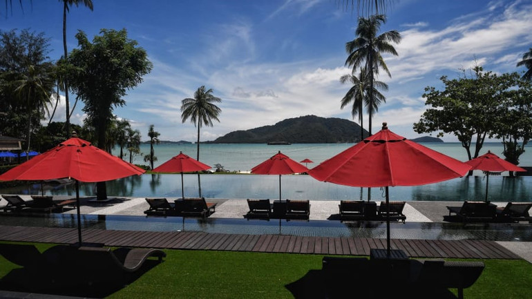 Covid-19 đã thay đổi du lịch toàn cầu thế nào? -1