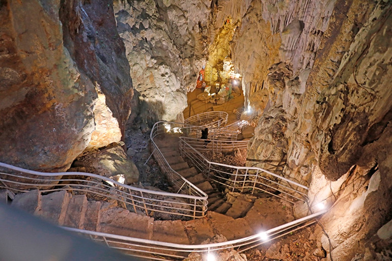 Độc đáo quần thể hang động ở Cao Phong, Hòa Bình -0