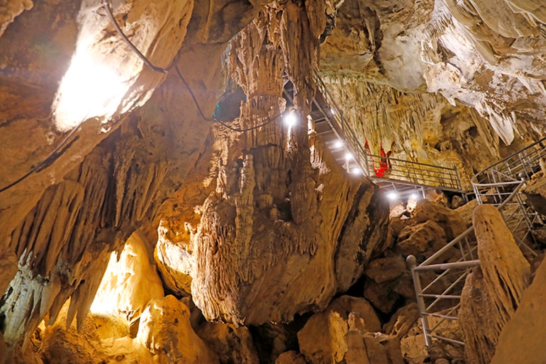 Độc đáo quần thể hang động ở Cao Phong, Hòa Bình ảnh 12 Độc đáo quần thể hang động ở Cao Phong, Hòa Bình -0