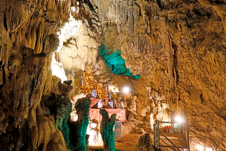 Độc đáo quần thể hang động ở Cao Phong, Hòa Bình -0