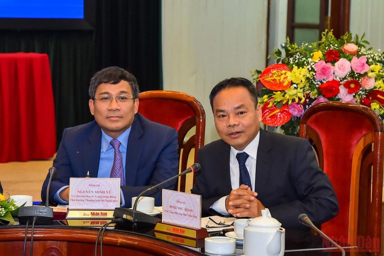 Hình ảnh: Họp báo phát động Giải thưởng toàn quốc về thông tin đối ngoại lần thứ VIII và ra mắt cuốn sách “Rạng danh Tổ quốc, Cơ đồ Việt Nam - Dấu ấn 2021” -0