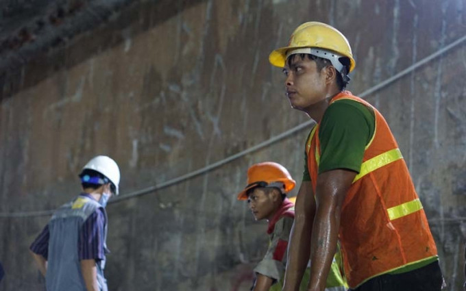 Xuyên đêm hợp long ga ngầm đầu tiên, tuyến đường sắt Nhổn - ga Hà Nội ảnh 3