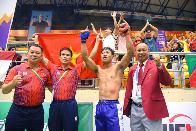 Kick boxing giành thêm năm huy chương vàng giúp Việt Nam dẫn đầu bảng tổng sắp SEA Games 31 -0