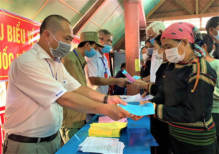 Đồng bào các dân tộc Đắk Lắk nô nức trong Ngày hội non sông -0