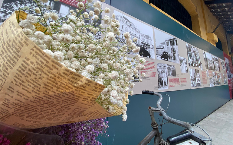 Trưng bày “Lời thề quyết tử” nhân 75 năm ngày Toàn quốc kháng chiến -0