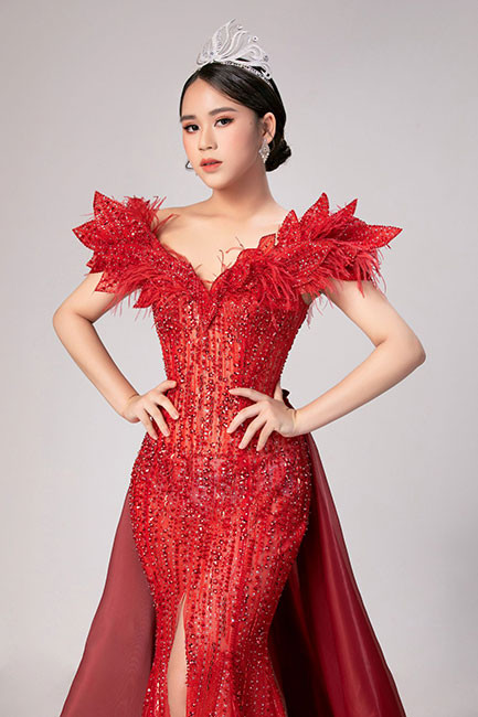 Vũ Huyền Diệu chọn trang phục dạ hội lấy ý tưởng hoa trạng nguyên trong Miss Ecoteen International -0