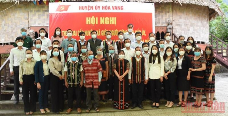 Tổ chức đối thoại 2 cấp huyện, xã với đồng bào dân tộc Cơ Tu -0