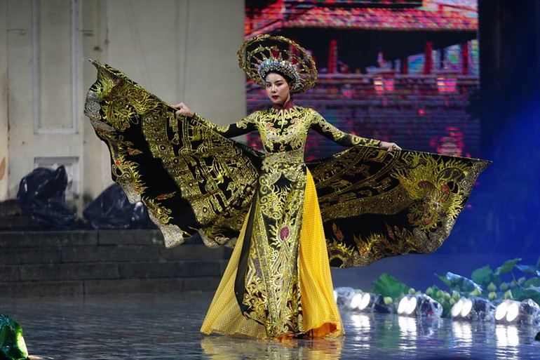 Đặc sắc Lễ khai mạc Lễ hội Áo dài TP Hồ Chí Minh lần thứ 7 -0