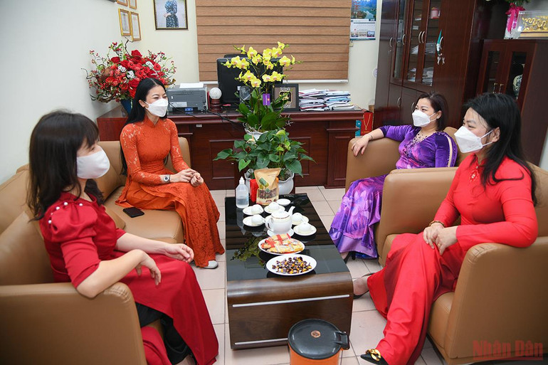 Phụ nữ toàn quốc hưởng ứng “Tuần lễ áo dài” -0