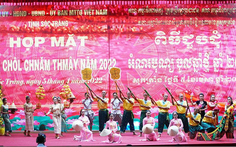 Phó Thủ tướng Thường trực Chính phủ chúc Tết Chôl Chnăm Thmây tại Sóc Trăng -0