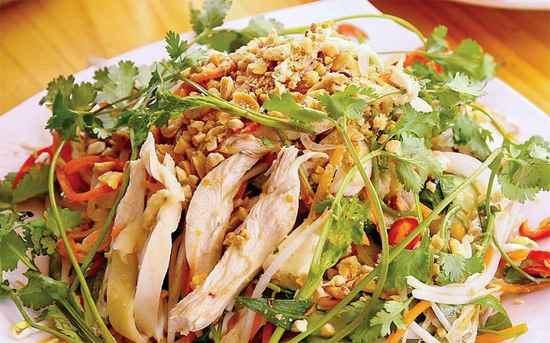 Lá xanh rối rít mùa hè -0