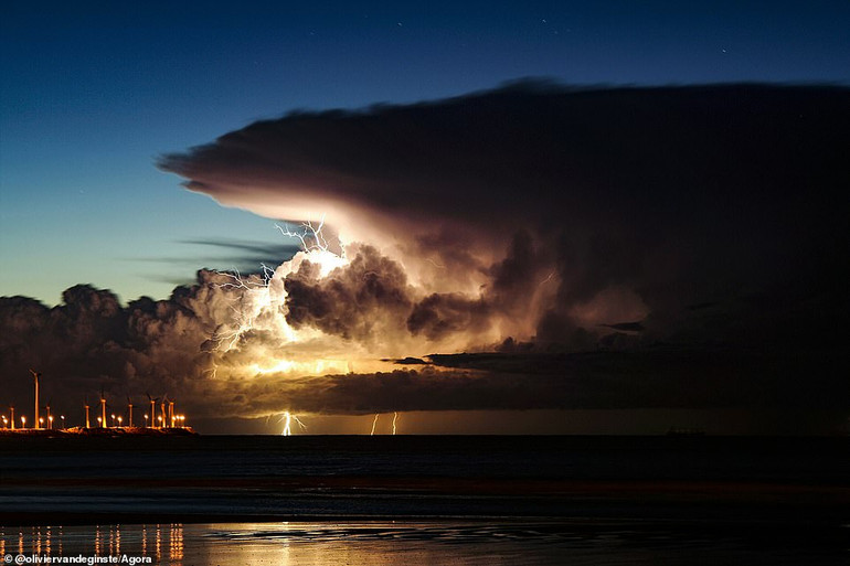 Những bức ảnh phong cảnh đẹp nhất năm 2020 -0