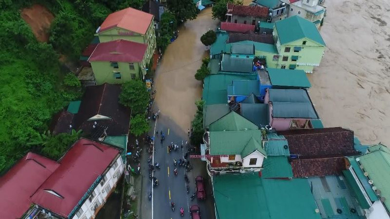 Cần sớm xử lý sạt lở bờ sông Nậm Mộ -0