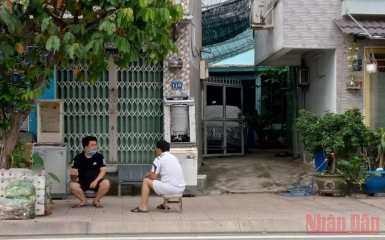 Cần chấm dứt tình trạng “ngoài chặt, trong lỏng” -3