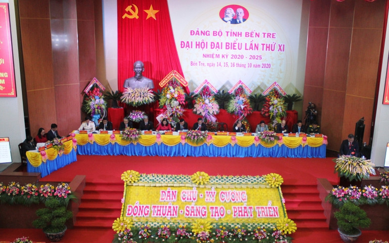 Khai mạc Đại hội đại biểu Đảng bộ tỉnh Bến Tre lần thứ 11 -0