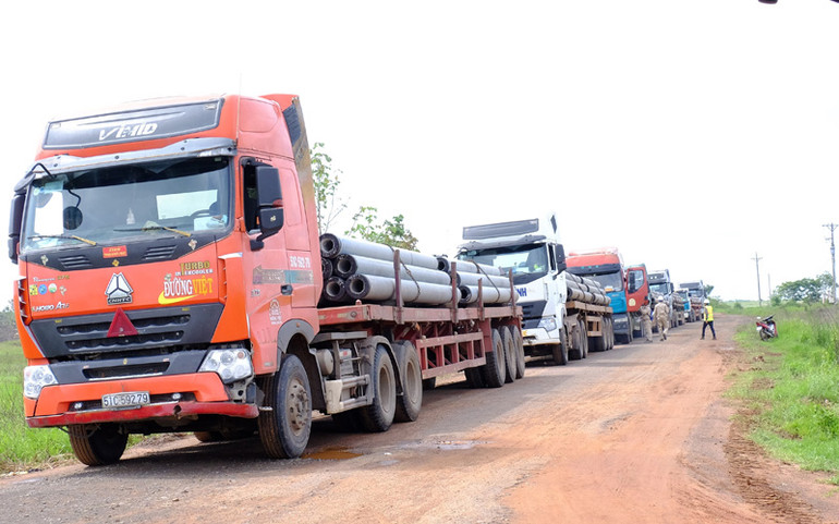 Bình Phước nỗ lực thực hiện nhiệm vụ kép -0