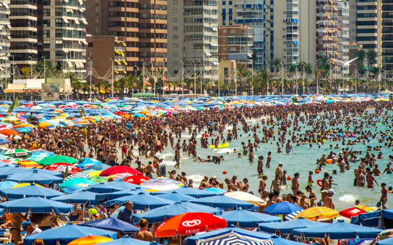 Tây Ban Nha kỳ vọng giành lại “ngôi vương” của du lịch thế giới -0