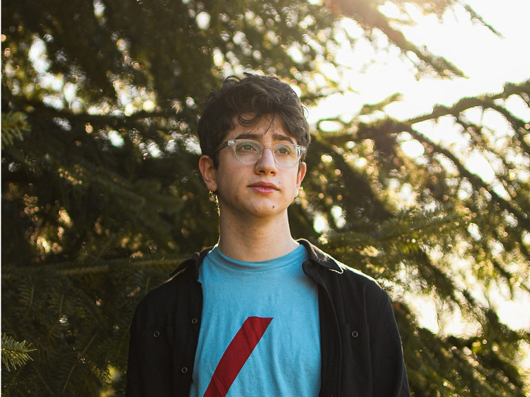 Cậu bé 17 tuổi từ bỏ lợi nhuận 8 triệu USD từ trang web nCoV ảnh 2 Cậu bé 17 tuổi từ bỏ lợi nhuận 8 triệu USD từ trang web nCoV ảnh 2