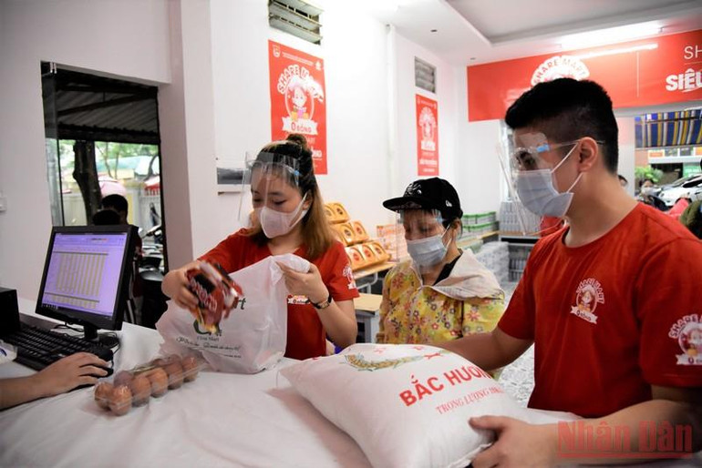 “Share Mart - Siêu thị 0 đồng” lan toả yêu thương trong ngày dịch -0