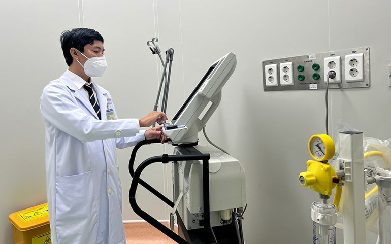 Khoa Cấp cứu Bệnh viện Nhi đồng 1, thành phố Hồ Chí Minh được trang bị hiện đại. (Ảnh VÕ MẠNH HẢO) Tháo gỡ khó khăn, vướng mắc trong đấu thầu thuốc, vật tư y tế -0