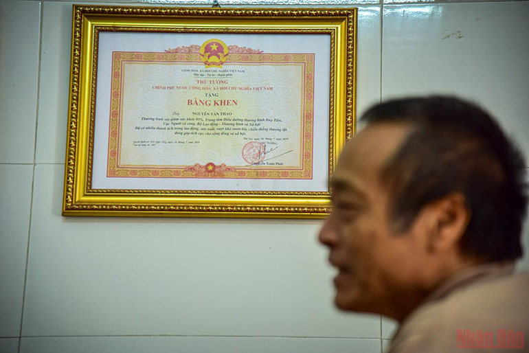 “Mối lương duyên” trong trung tâm điều dưỡng thương bệnh binh -0