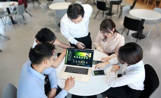 VCB Digibank đã thu hút số lượng lớn khách hàng đăng ký và chuyển đổi chỉ trong vòng 1 tuần ra mắt ảnh 1 VCB Digibank đã thu hút số lượng lớn khách hàng đăng ký và chuyển đổi chỉ trong vòng 1 tuần ra mắt -0