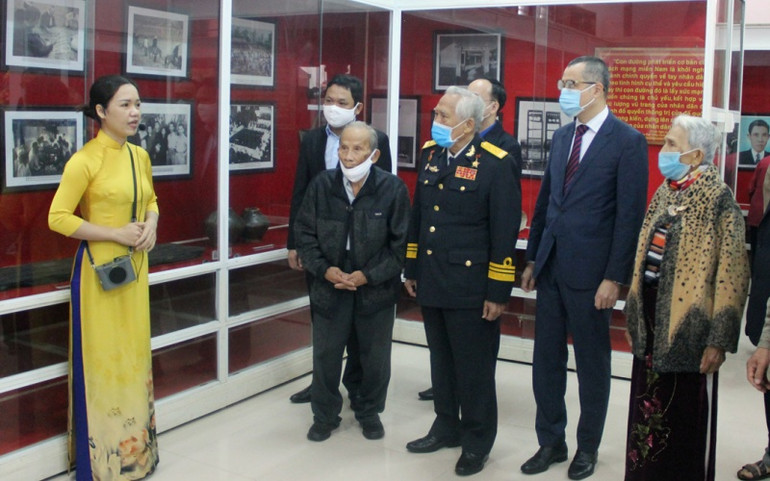 Phú Yên kỷ niệm 60 năm Ngày đồng khởi Hòa Thịnh -0