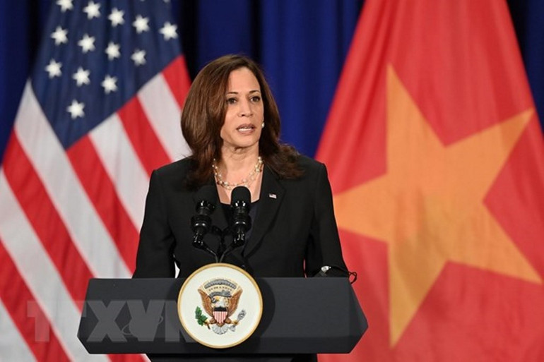 Phó Tổng thống Hoa Kỳ Kamala Harris họp báo nhân chuyến thăm Việt Nam -0