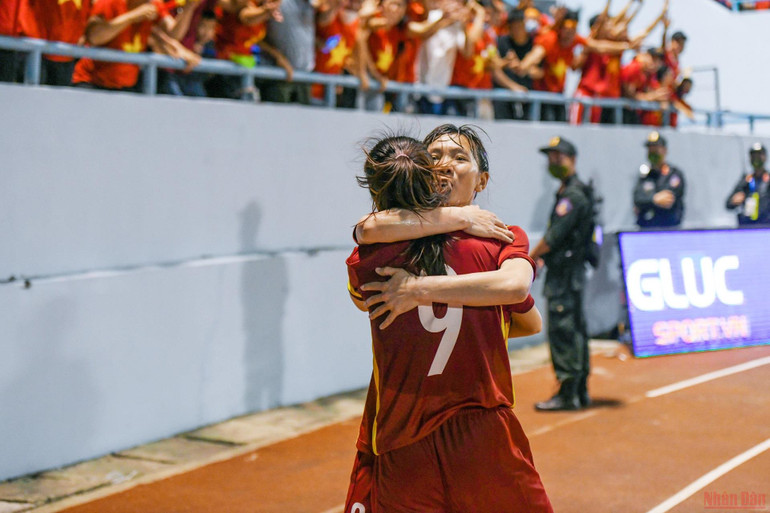 [Chung kết bóng đá nữ SEA Games 31] Việt Nam 1-0 Thái Lan (Hiệp 2): Huỳnh Như mở tỷ số -3