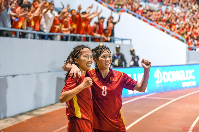 [Chung kết bóng đá nữ SEA Games 31] Việt Nam 1-0 Thái Lan (Hiệp 2): Huỳnh Như mở tỷ số -2