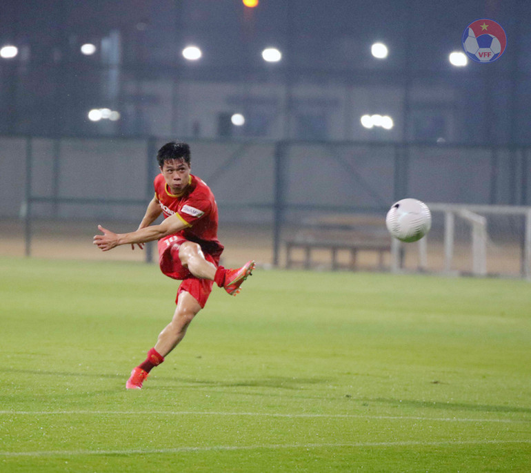 ĐT Việt Nam nỗ lực vượt qua thử thách mang tên “thời tiết” tại UAE -0