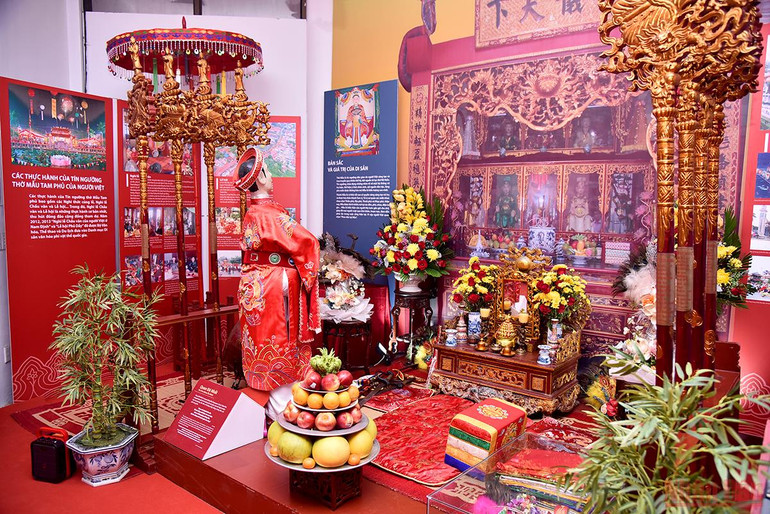 Khai mạc triển lãm “Không gian di sản văn hóa Việt Nam” -0