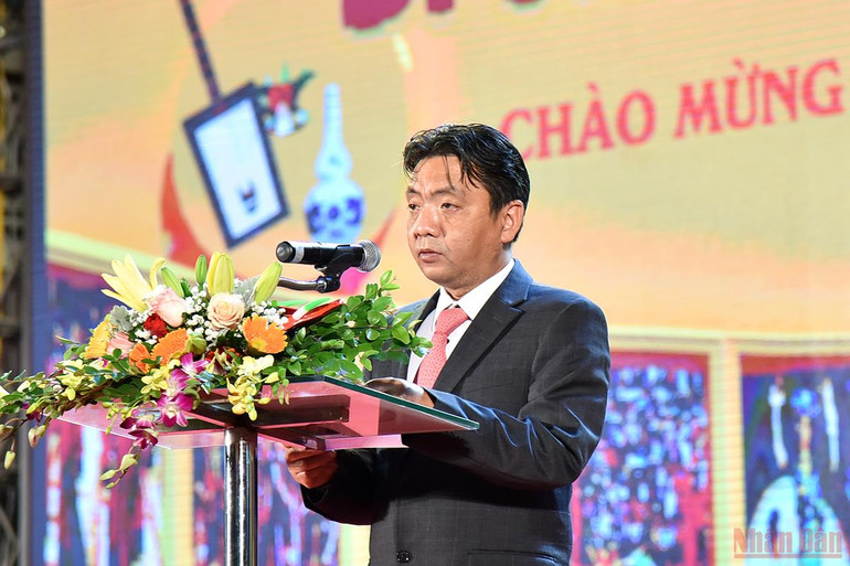 Khai mạc triển lãm “Không gian di sản văn hóa Việt Nam” -0