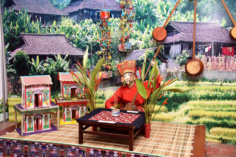 Khai mạc triển lãm “Không gian di sản văn hóa Việt Nam” -0