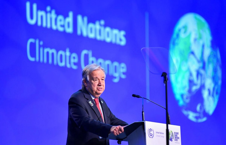 Tổng Thư ký Liên hợp quốc Antonio Guterres phát biểu bế mạc COP26. (Ảnh: Reuters) Bế mạc COP26: Thế giới đạt thỏa thuận giữ mức nóng lên toàn cầu 1,5 độ C -0